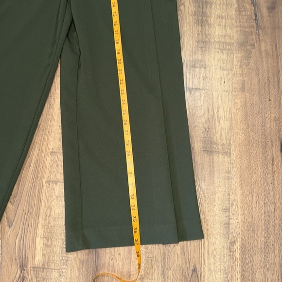 GIBSON Latimer Elegant Sleeveless Olive Jumpsuits - Picture 5 of 8